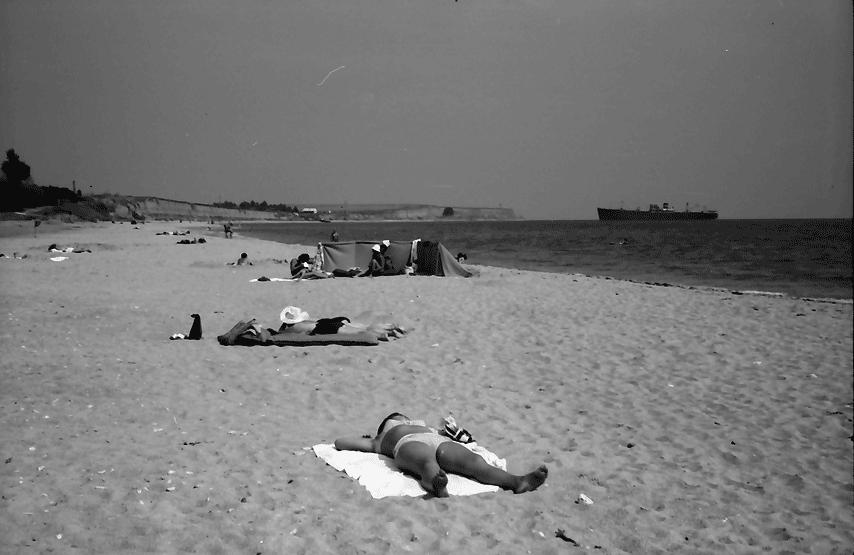 Plaja statiunii Costinesti - 1971