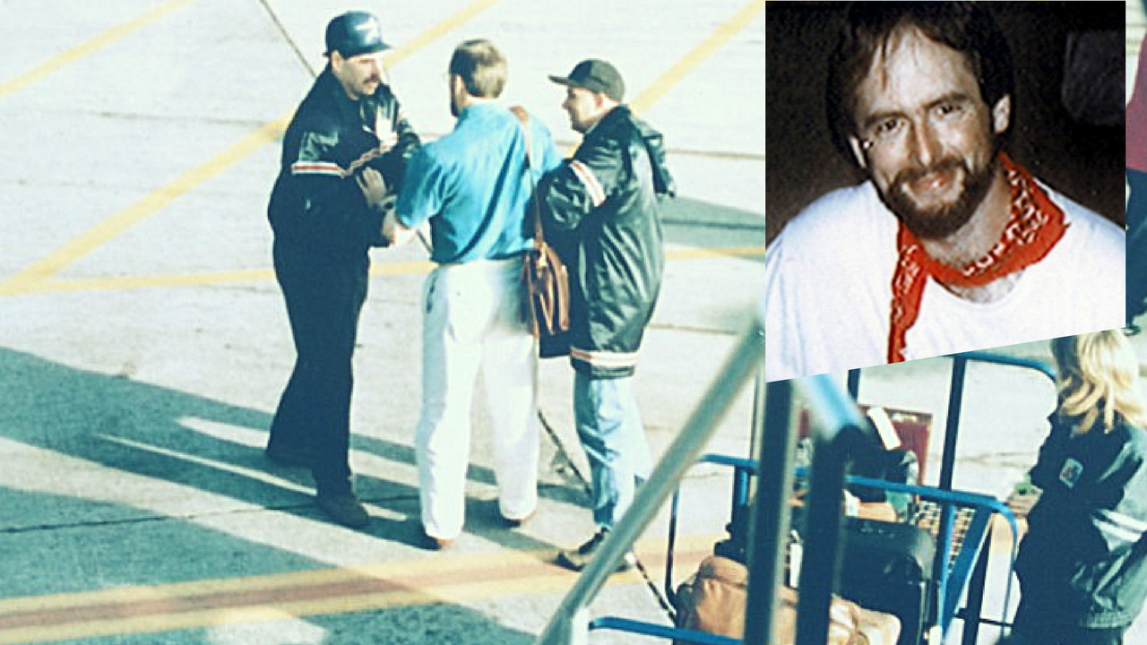 Harold James Nicholson reținut pe aeroport de către FBI