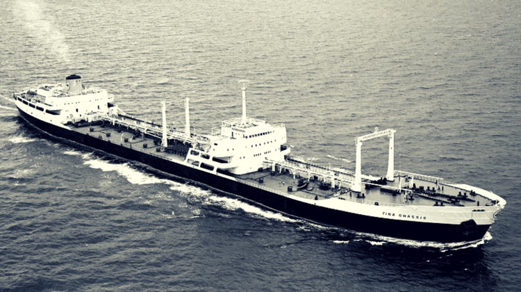 Tancul chimic "TINA ONASSIS"