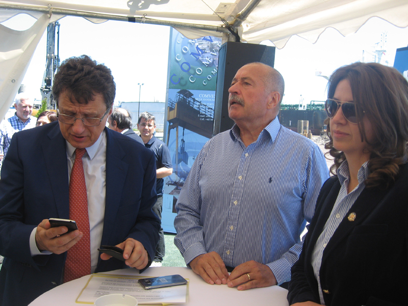 Viorel Panait (Comvex), Corneliu Idu (Comvex/Octogon) și Daniela Șerban (CN APM) - imagine Cuget Liber