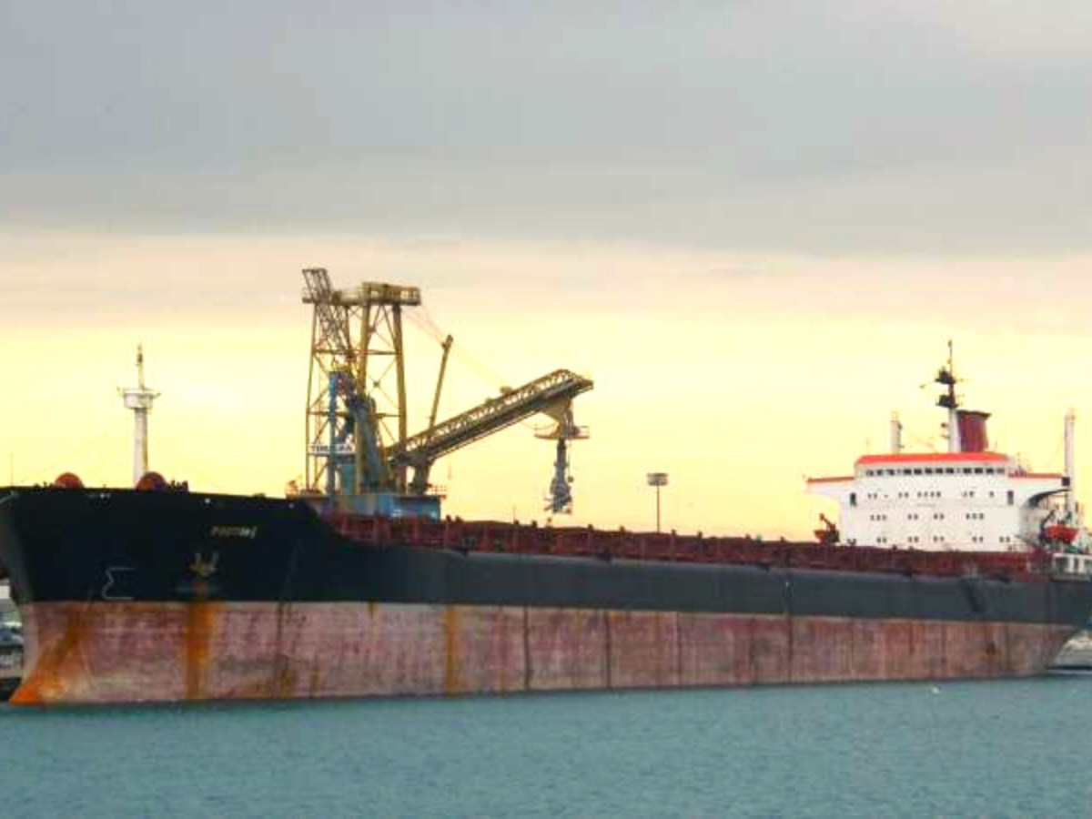 BĂCEȘTI, vrachier de 65.418 TDW, construit în 1985 la Ș.N. 2 Mai Mangalia