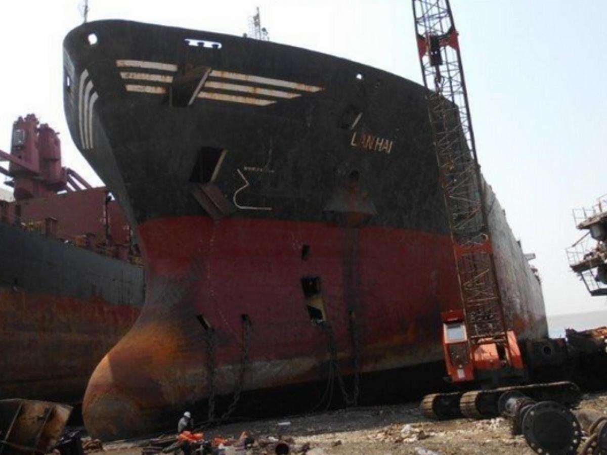 BAIA SPRIE, vrachier de 63.350 TDW construit în 1989 la Ș.N. Mangalia