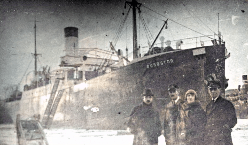 Nava mixtă "DUROSTOR"