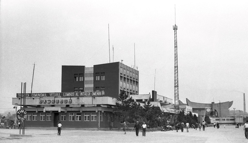 Autogara din Tulcea în perioada comunistă (RSR)