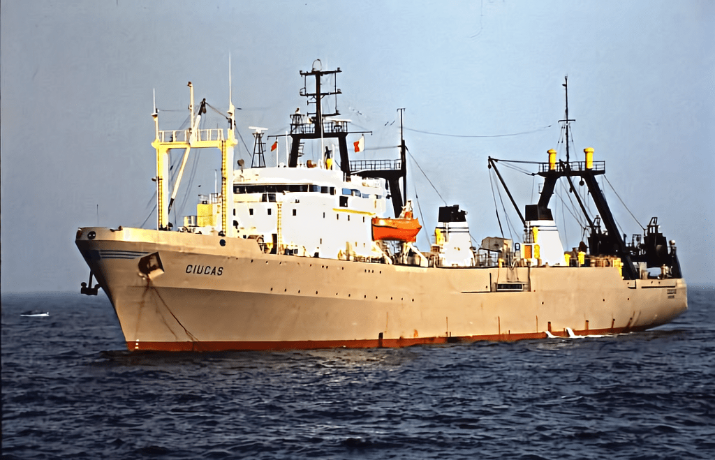 Nava "CIUCAȘ" - tipul Supertrauler Atlantic