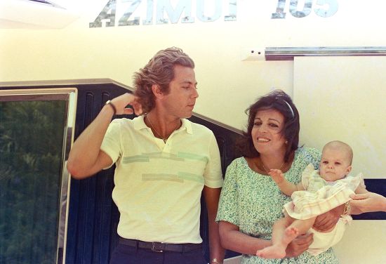 Christina, Thierry și micuța Athina